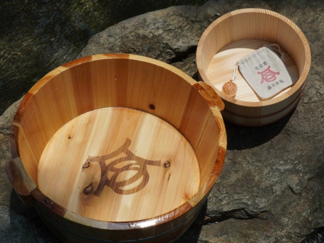 温泉神社で新ロゴお披露目&癒しの湯浴み祈願体験スタート♨️