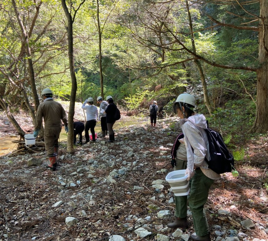 第1回親子自然探訪教室「川原の石を調べよう！」《要事前申込》