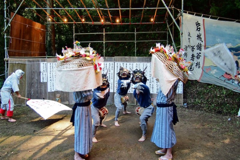 いわき市平絹谷 諏訪神社